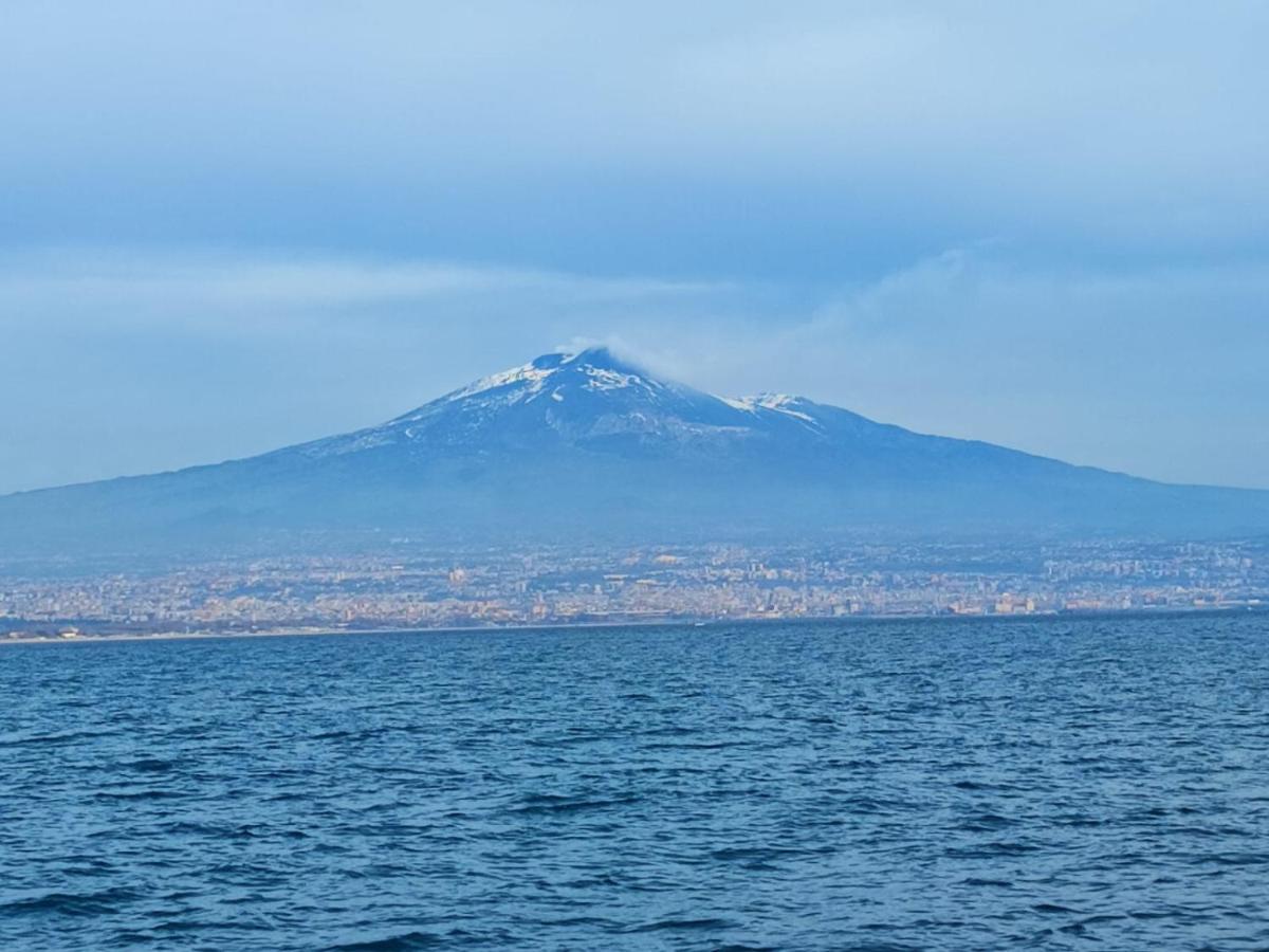 Umberto Street Hotel Catania Bagian luar foto
