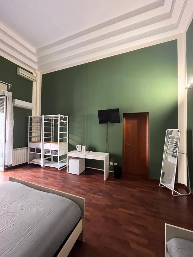 Umberto Street Hotel Catania Bagian luar foto