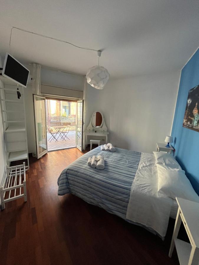 Umberto Street Hotel Catania Bagian luar foto