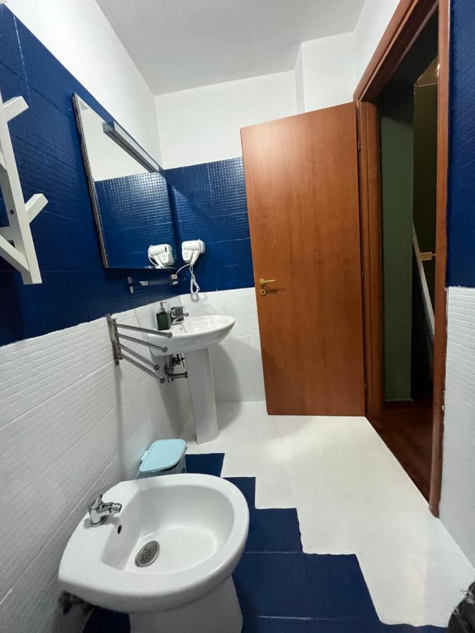 Umberto Street Hotel Catania Bagian luar foto